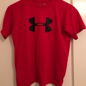 Under Armor loose fit shirt